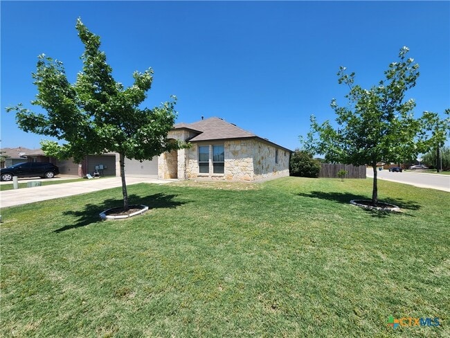 Building Photo - 2599 Diamondback Trail