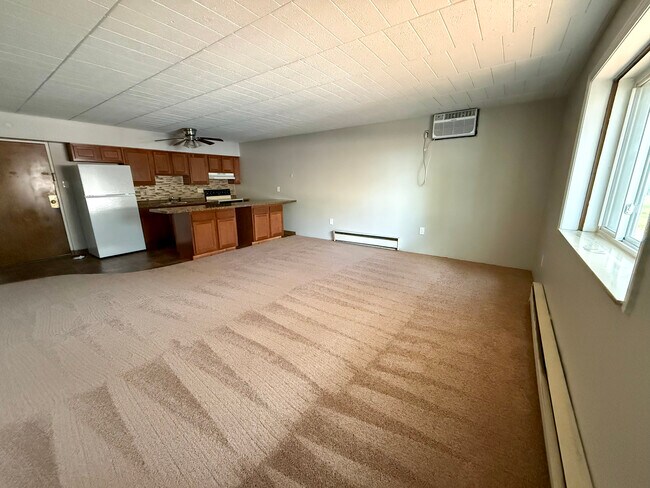 Sala de estar/Cocina - Foxwood Apartments