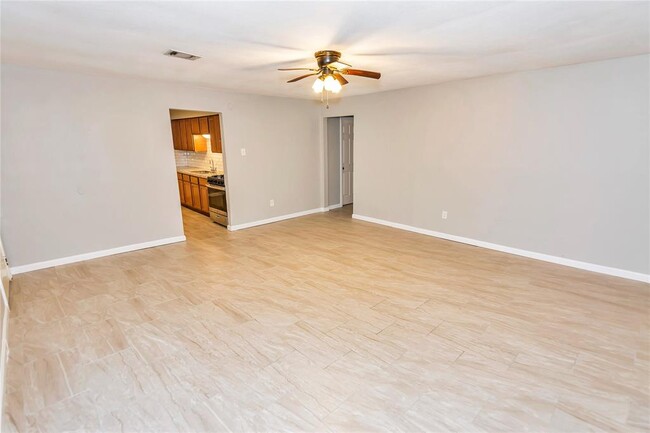 Foto del edificio - 1226 Northview Dr