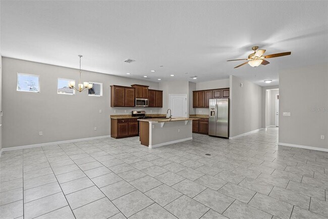 Foto del edificio - 405 E Freesia Ct