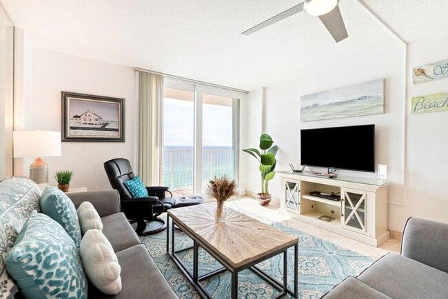 Foto del edificio - 3768 E County Hwy 30A