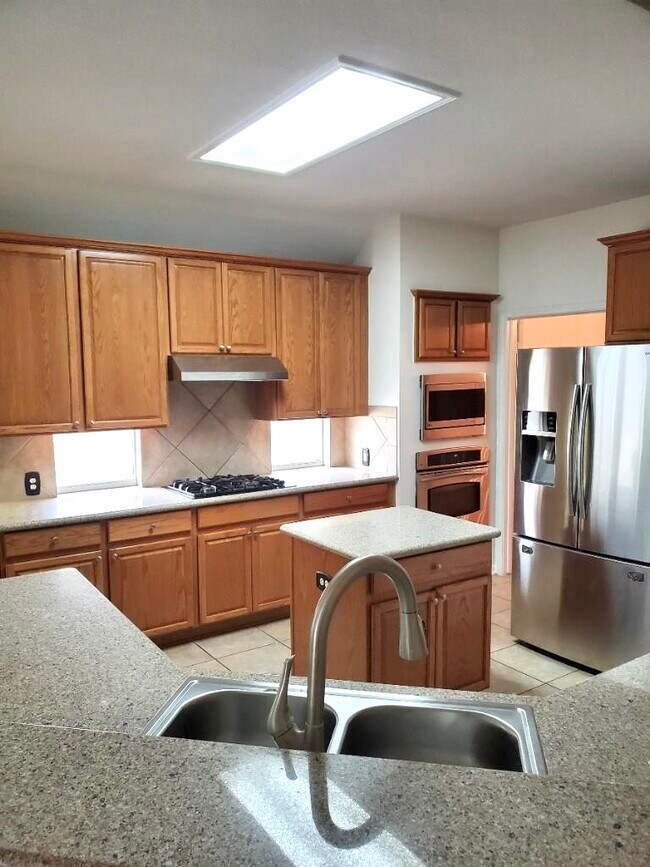 Foto del edificio - 2526 Sunrise Harbor Ln