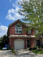 Building Photo - 328 Broadleaf Ln
