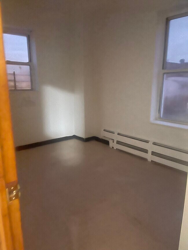Foto del edificio - 6318 18th Ave