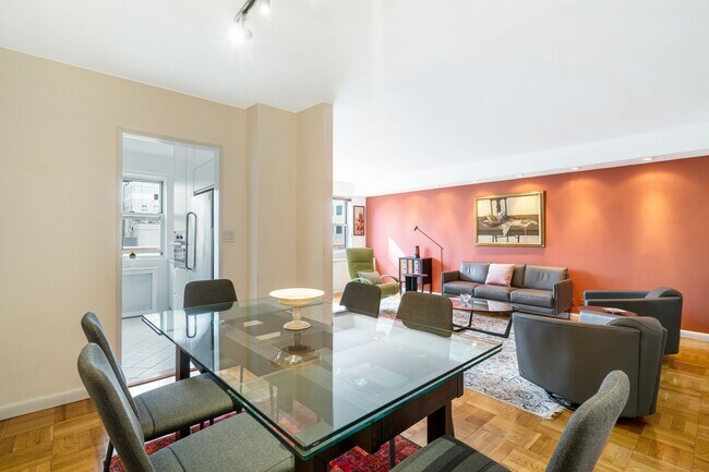 Foto del edificio - 404 E 66th St