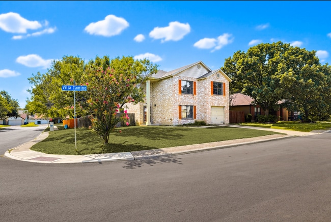 Building Photo - 13922 Villa Camino