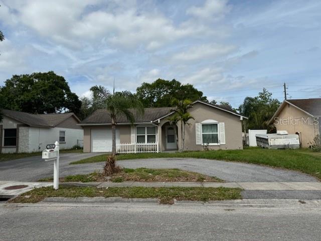 Foto principal - 3433 Dellefield St
