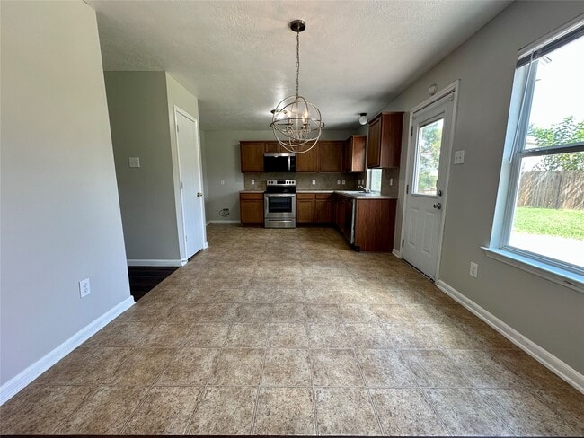 Building Photo - 8607 Heather Bluff Ct