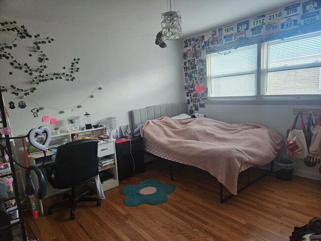 Building Photo - 3311 W Pratt Ave