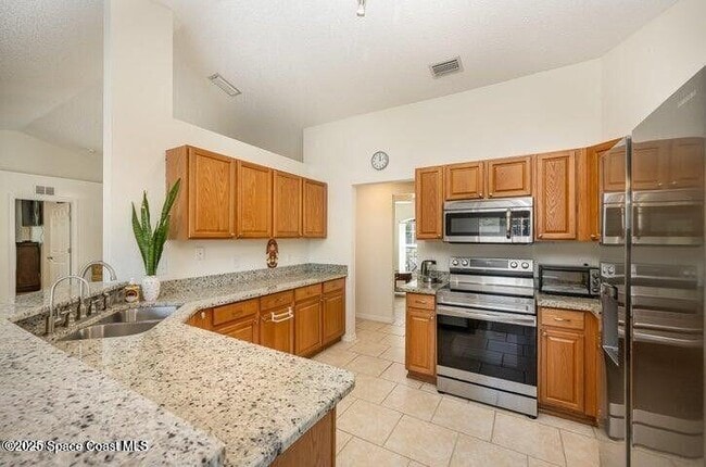Foto del edificio - 793 Ontario St NW