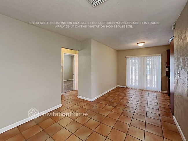 Building Photo - 2301 N 62nd Ave