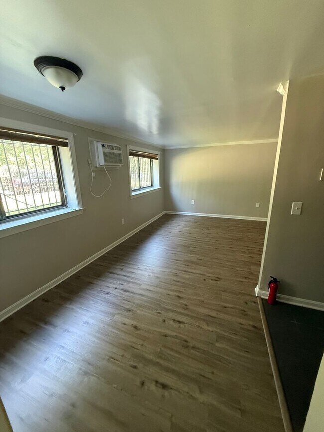 Foto del edificio - Beautiful 1bd 1 bath Condo