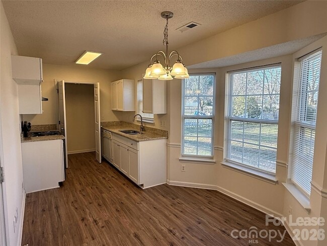 Foto del edificio - 12631 Cumberland Crest Dr