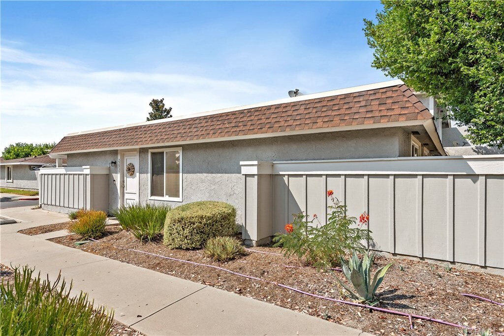 22932 Via Pimiento, Mission Viejo, CA 92691 Condo for Rent in Mission