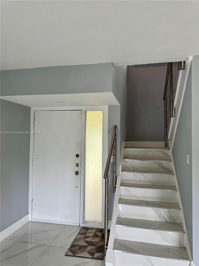Foto del edificio - 12705 SW 66th St