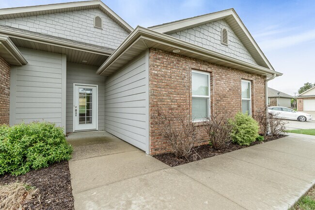 Foto del edificio - 3306 Belinda Ct