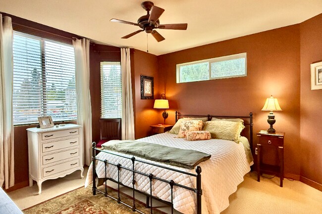 Foto del edificio - 315 N Wright Ave