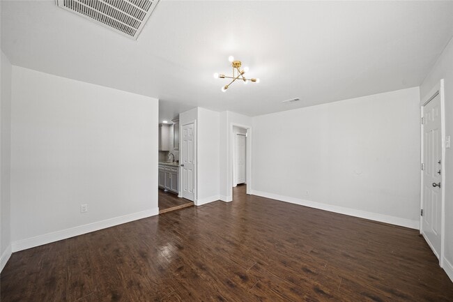 Foto del edificio - 3109 Fern St