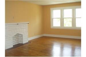 Sala de estar - 738 Niagara St