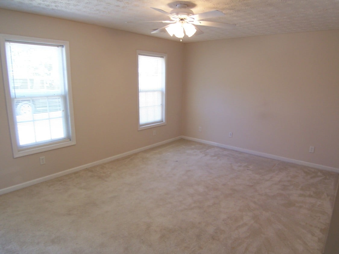 Floorplan - 160 2nd St