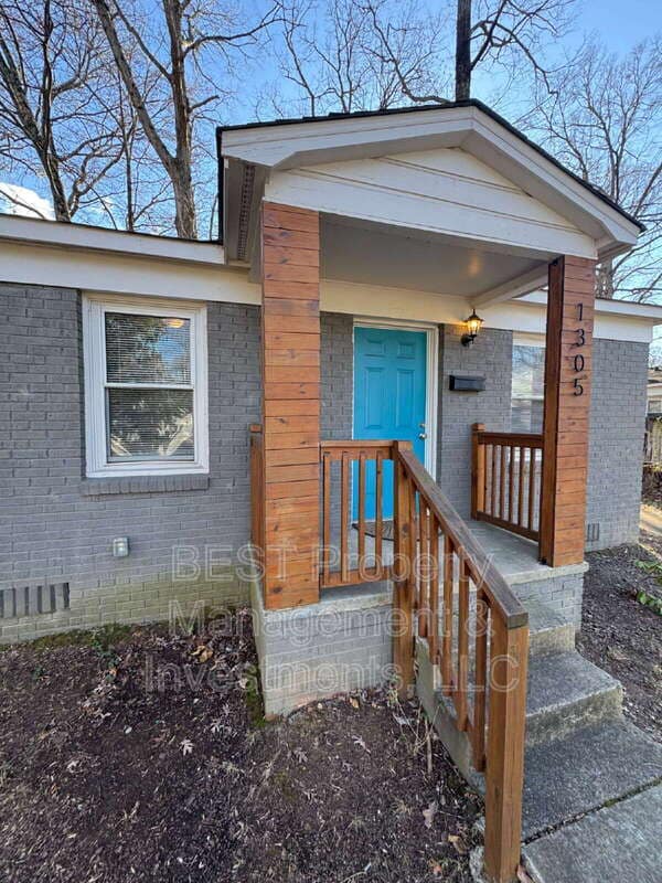 Photo - 1305 Norris Ave House