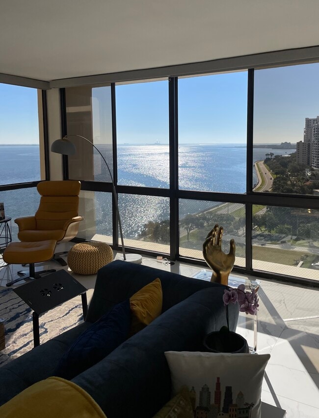 Building Photo - 3301 Bayshore Blvd