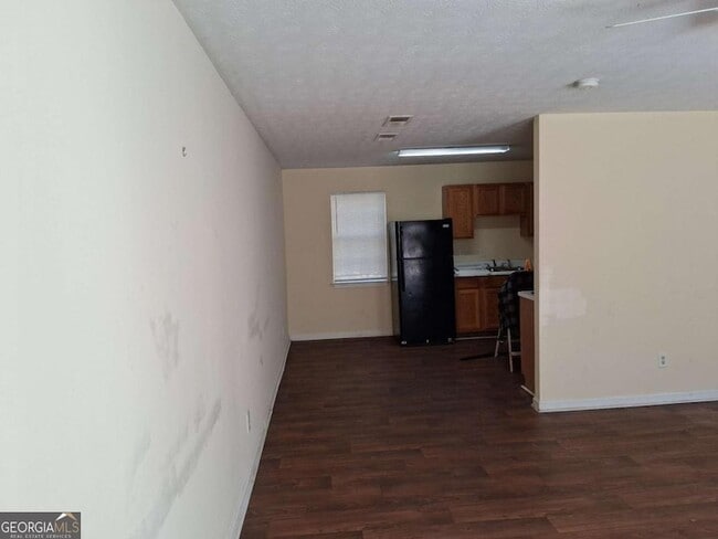 Foto del edificio - 209 E Wilson St