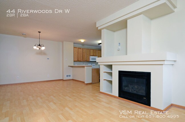 Building Photo - 44 River Woods Dr W