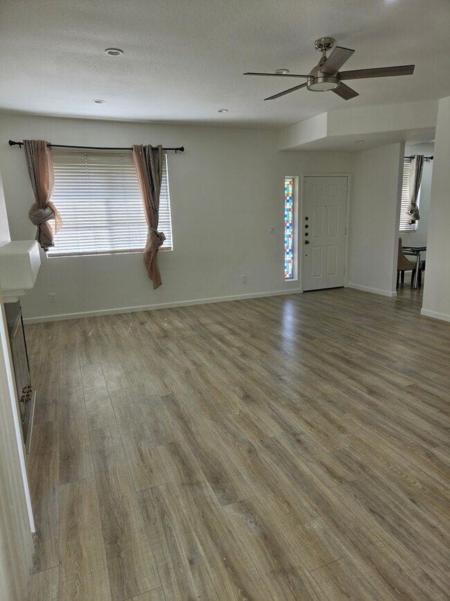 Building Photo - 18110 Flynn Dr