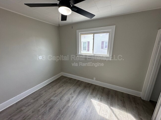 Building Photo - 855 E Acton Ave