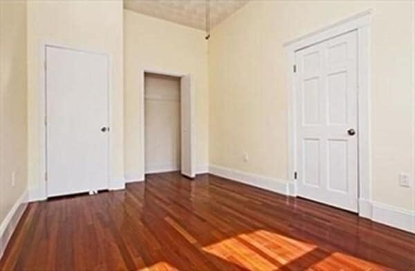Foto del edificio - 109 Cushing St