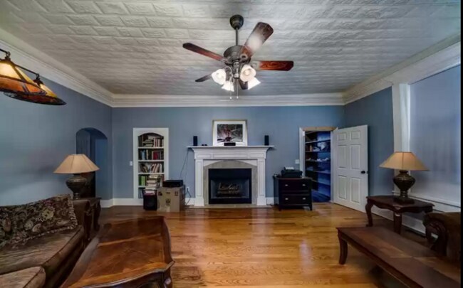 Foto del edificio - 172 College St