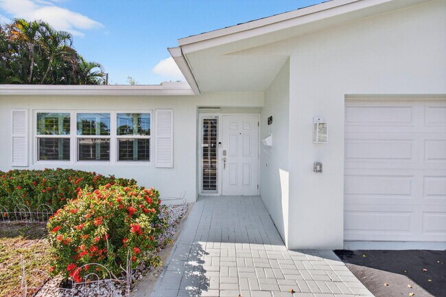 Foto del edificio - 699 NW 16th Ave