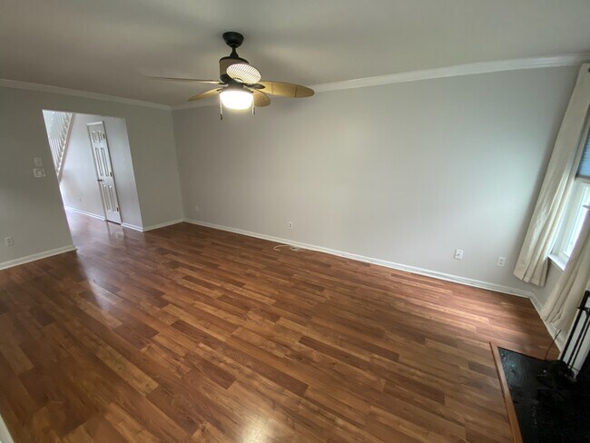 Foto del edificio - 3993 Roebling Ln