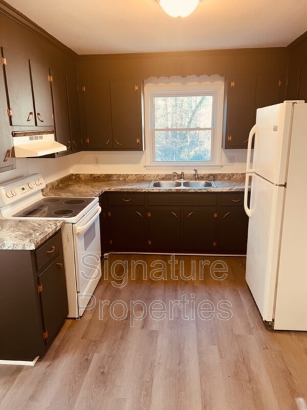 Building Photo - 14 Wheelhouse Ct