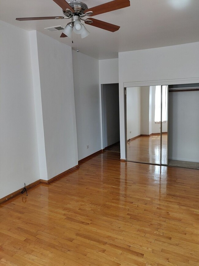 Building Photo - 1308 W Washington Blvd