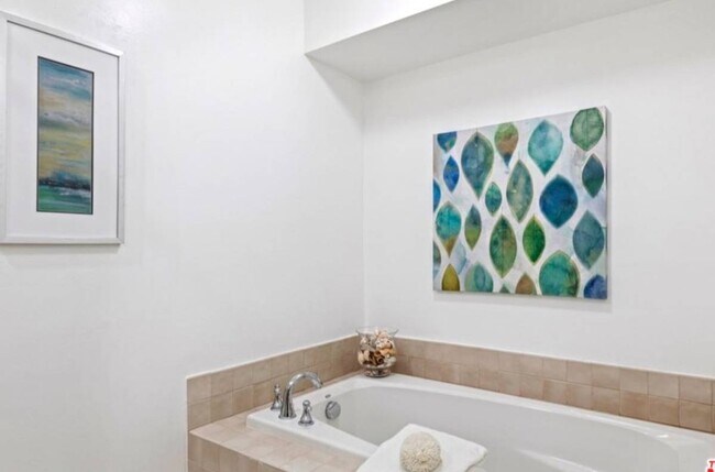 Foto del edificio - 11120 Queensland St