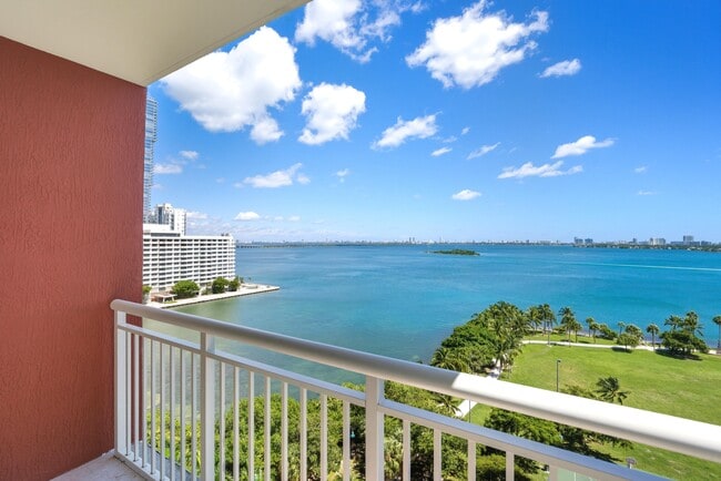 Photo - 2000 N Bayshore Dr Apartment