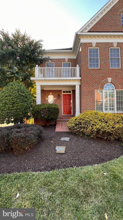 Foto principal - 4330 Chancery Park Dr