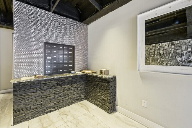 Photo - 1232 N Front St (Philadelphia, PA) Townhome