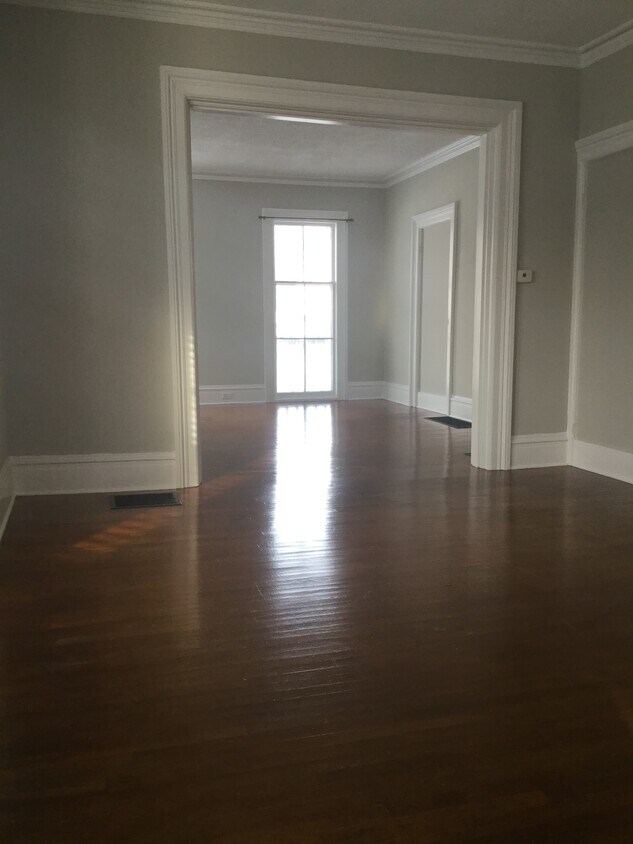 Foto principal - 92 N Fulton St