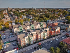 Building Photo - Euclid Square