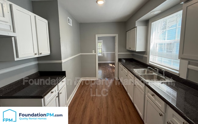Building Photo - 3177 Carnes Ave