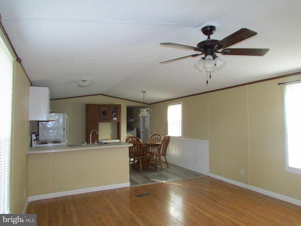 Primary Photo - 24995 Kruger Rd