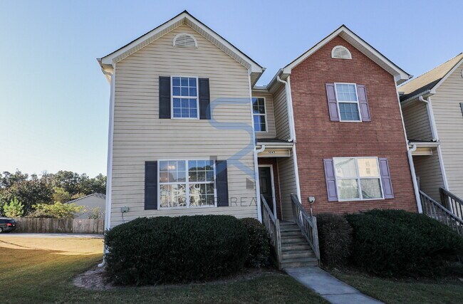 Foto del edificio - 5245 Oakley Commons Blvd