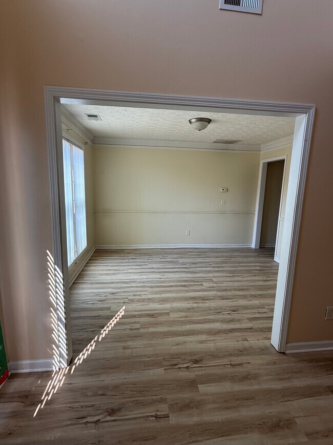 Foto del edificio - 4660 Duval Point Way SW