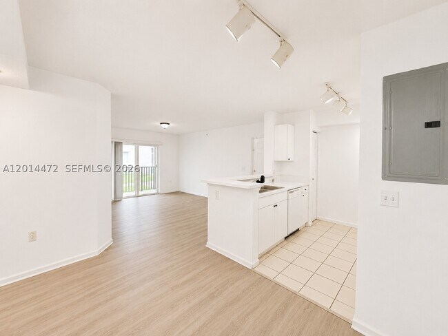 Building Photo - 15410 SW 284th St