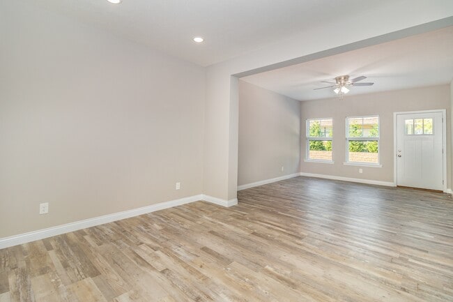 Building Photo - 5559 Limaburg Rd