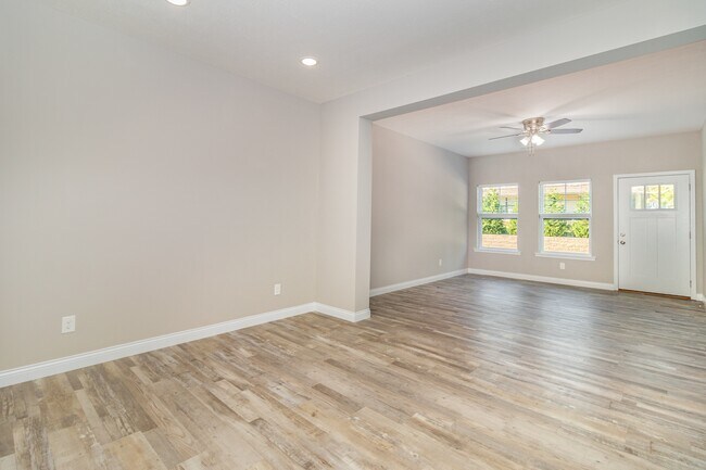 Foto del edificio - 5559 Limaburg Rd