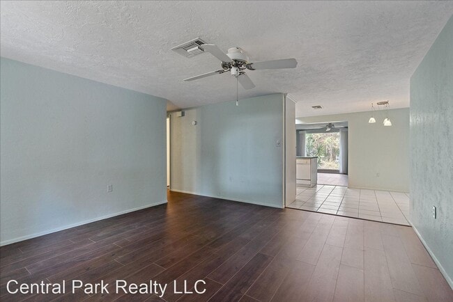 Building Photo - 3 br, 2 bath House - 2917 New England Street